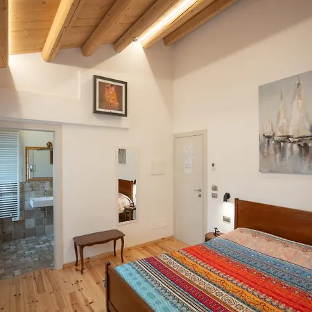 Bed & Breakfast Basta Bussare 4*