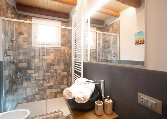 Basta Bussare 4* كيودجا