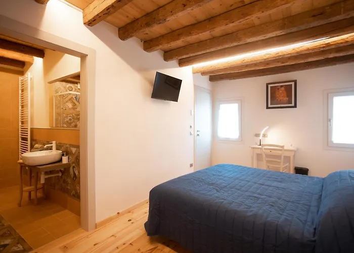 Basta Bussare 4* Chioggia