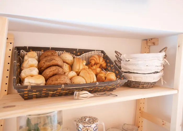 Basta Bussare Bed & Breakfast 4*