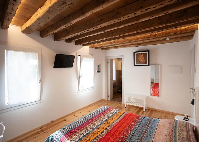 Basta Bussare Bed & Breakfast 4*